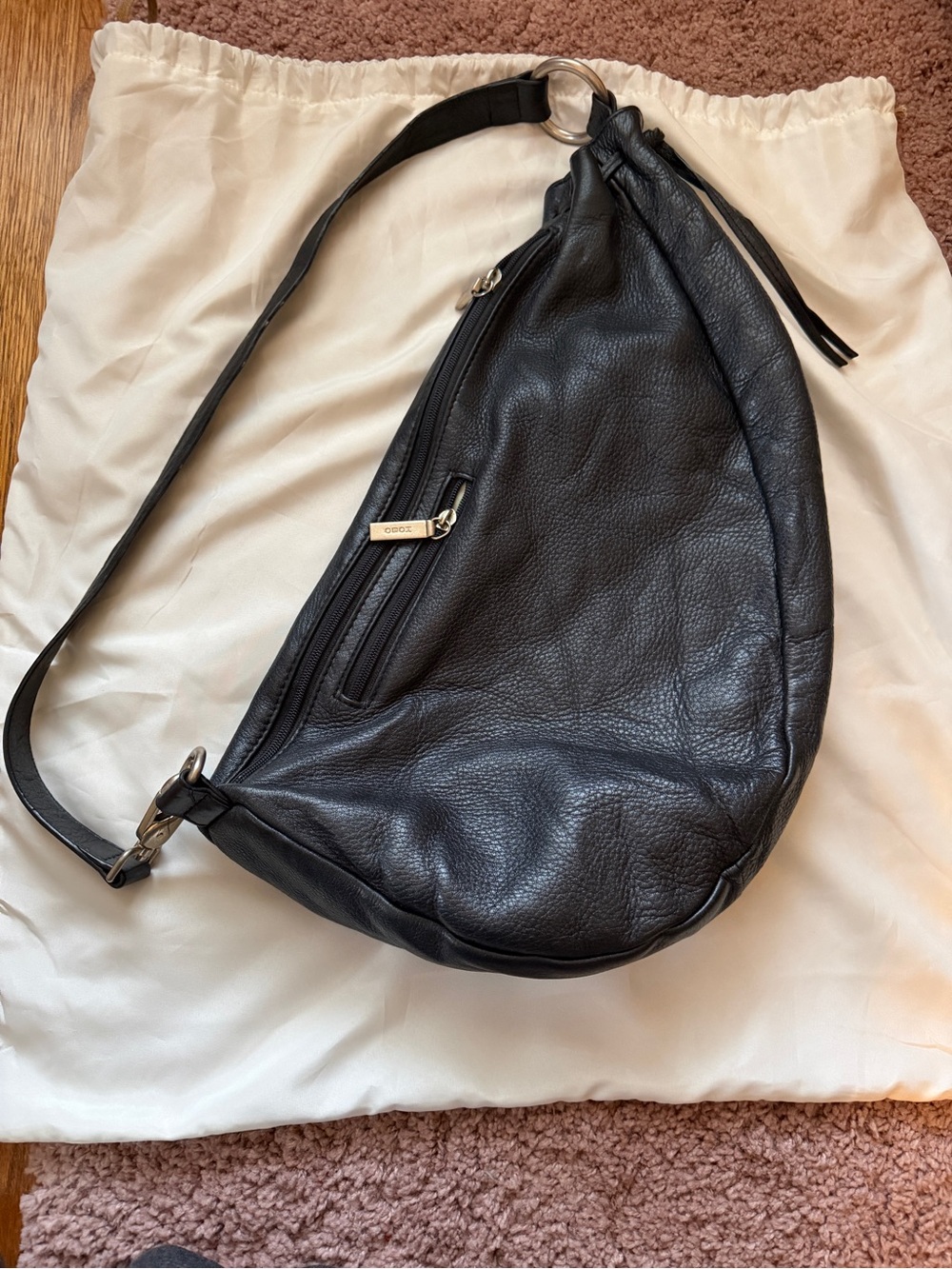 Hobo Navy Leather Sling Bag - Single Strap